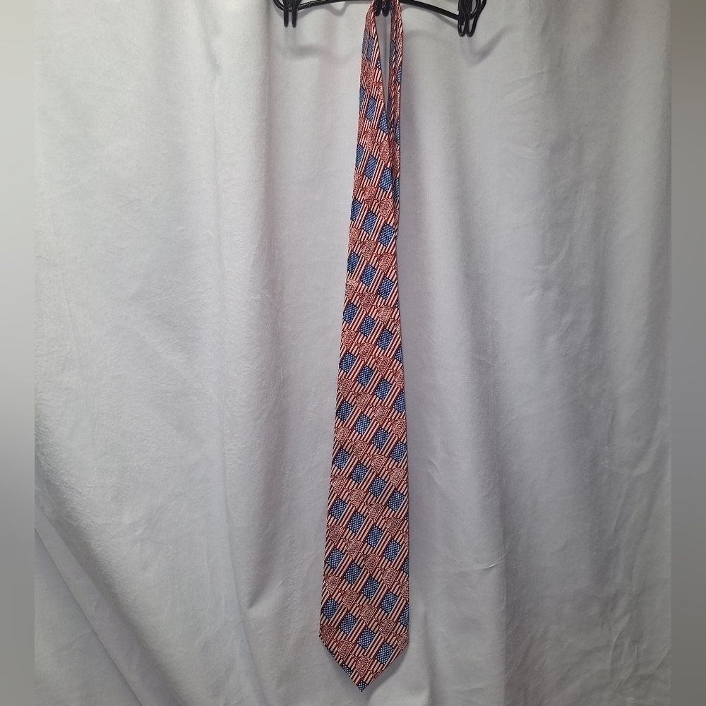 A.Rogers independence day flag tie